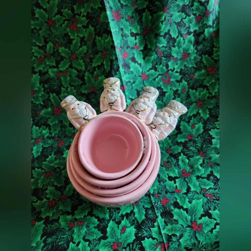 Christmas Nutcracker Measuring Cups Pink NWT